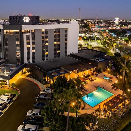 Doubletree By Hilton Carson Hotel Ngoại thất bức ảnh