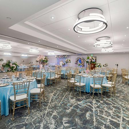 Doubletree By Hilton Carson Hotel Ngoại thất bức ảnh