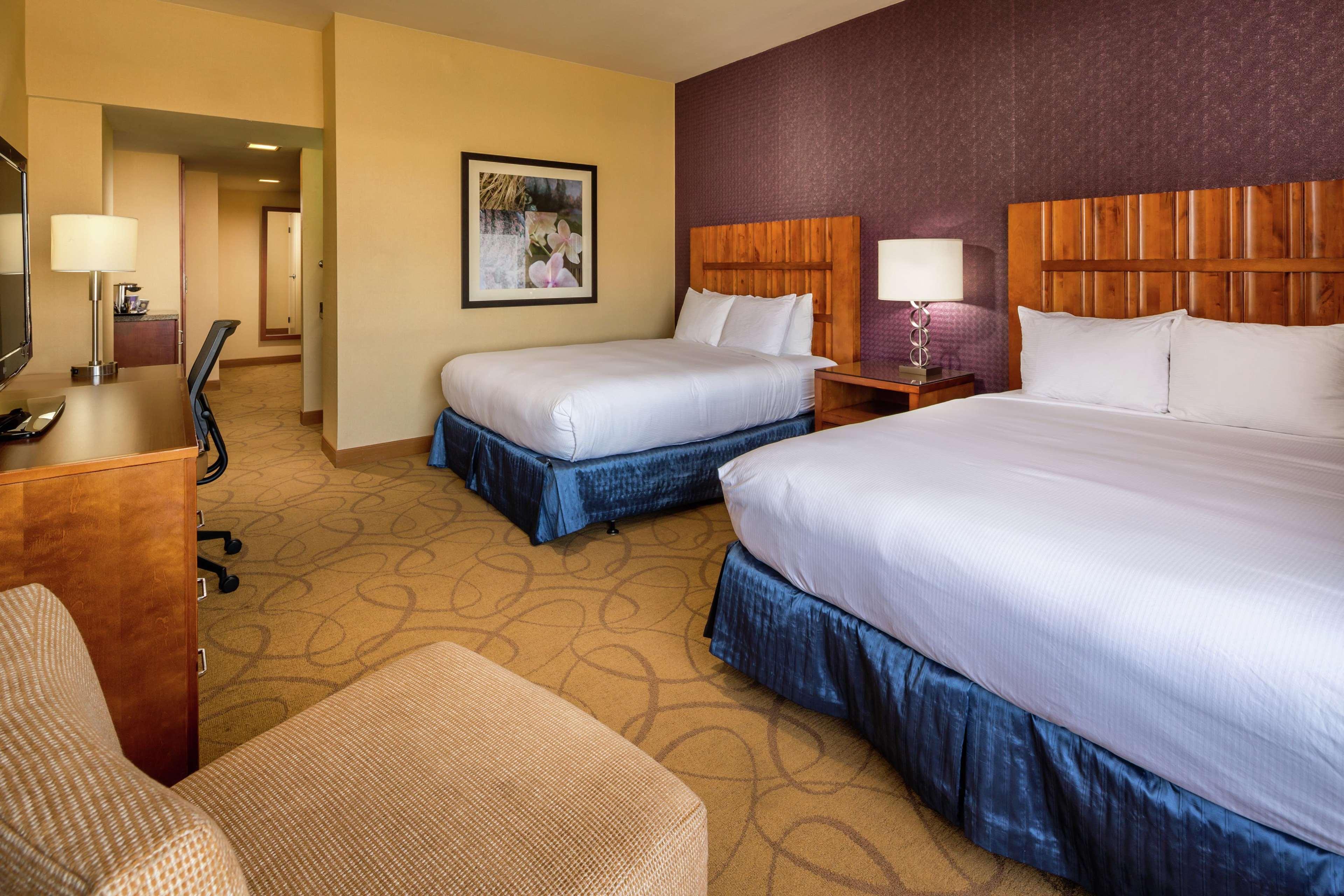 Doubletree By Hilton Carson Hotel Ngoại thất bức ảnh