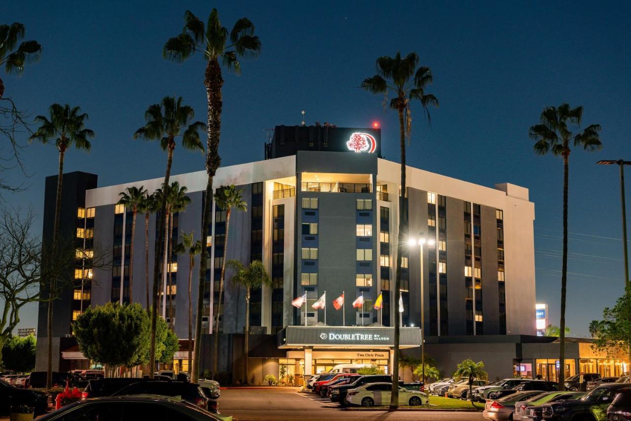 Doubletree By Hilton Carson Hotel Ngoại thất bức ảnh