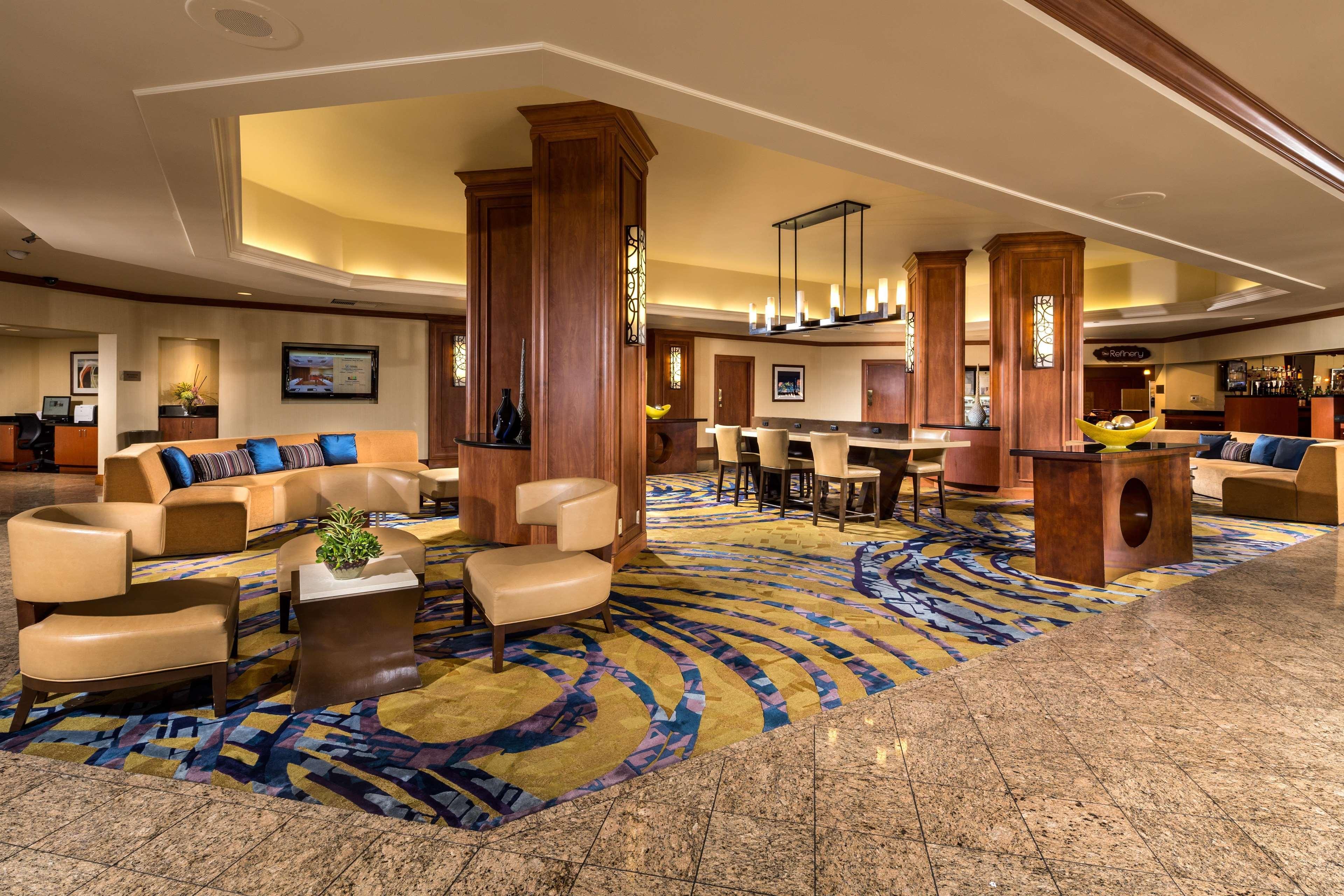 Doubletree By Hilton Carson Hotel Ngoại thất bức ảnh