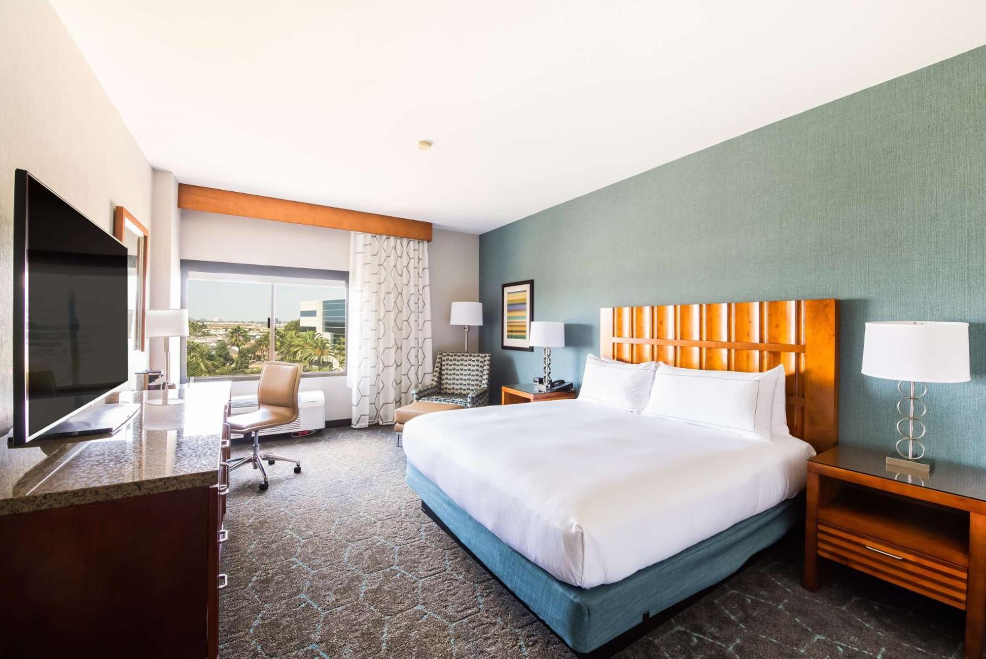 Doubletree By Hilton Carson Hotel Ngoại thất bức ảnh