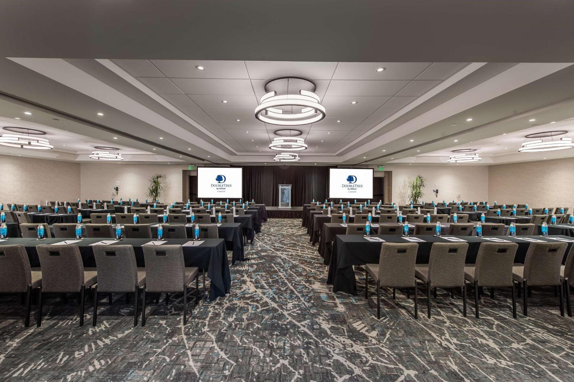 Doubletree By Hilton Carson Hotel Ngoại thất bức ảnh