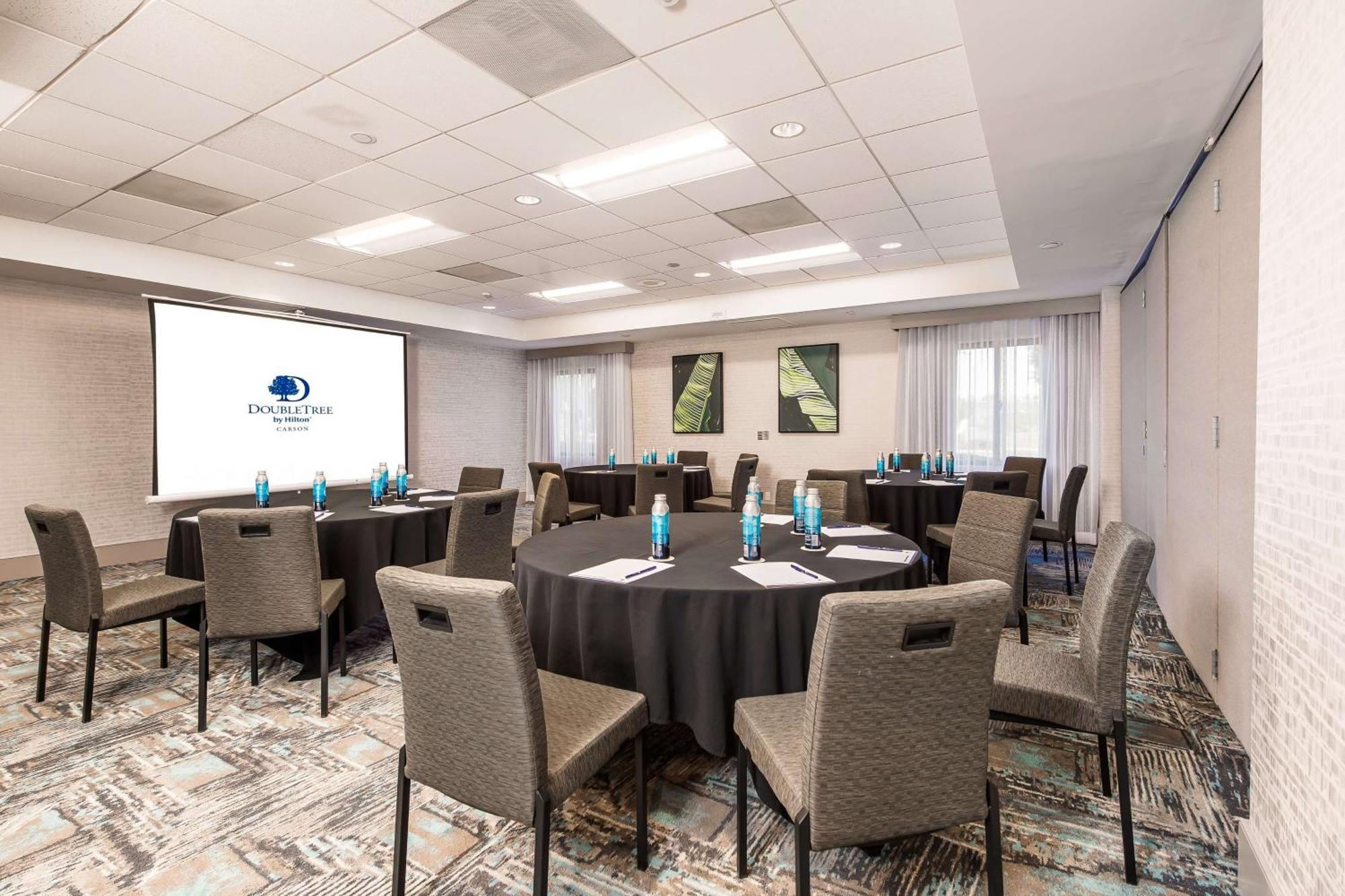 Doubletree By Hilton Carson Hotel Ngoại thất bức ảnh
